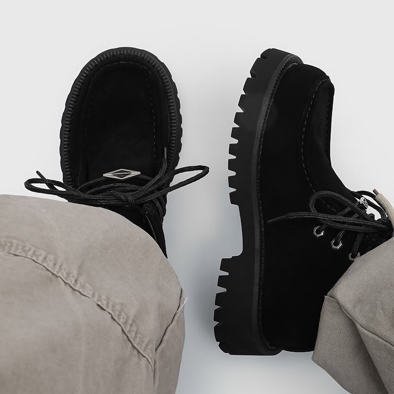 Canari Moctoe Ankle Boots In Black
