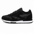 Reebok Utility Suede In Black and White